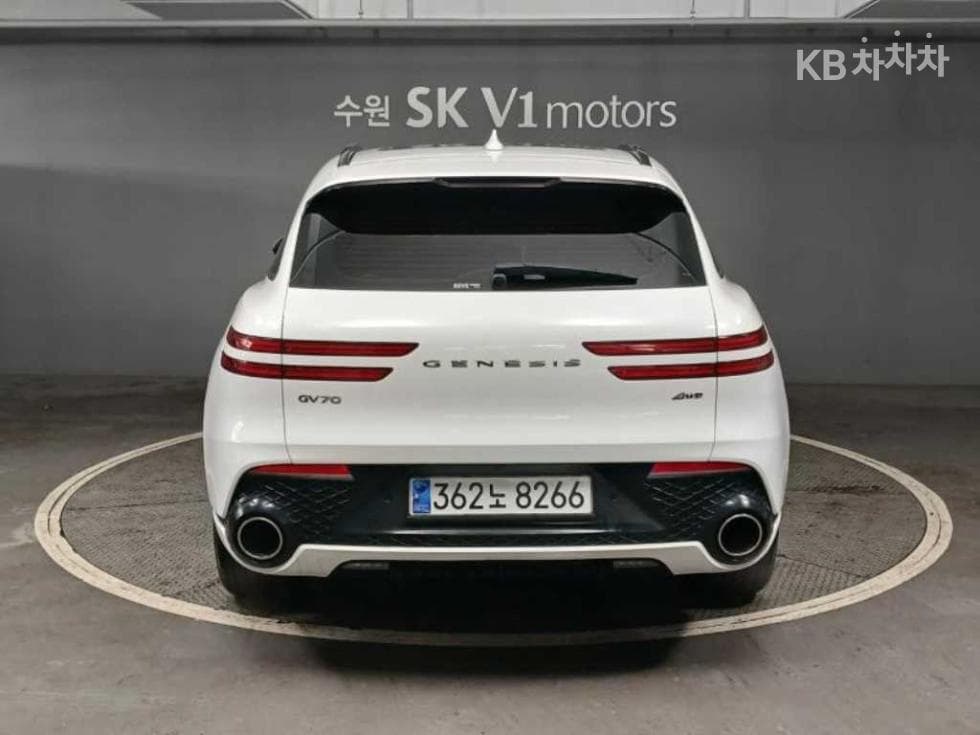 Genesis GV70Gasoline 2.5T AWD - 2
