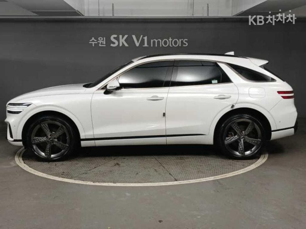 Genesis GV70Gasoline 2.5T AWD - 3