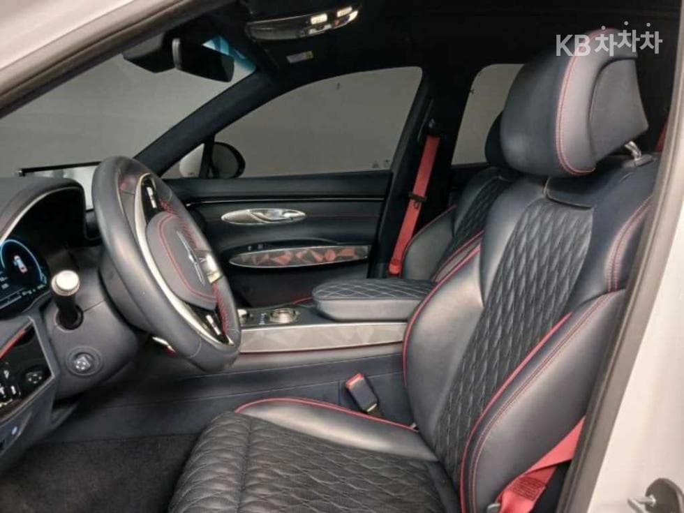 Genesis GV70Gasoline 2.5T AWD - 7
