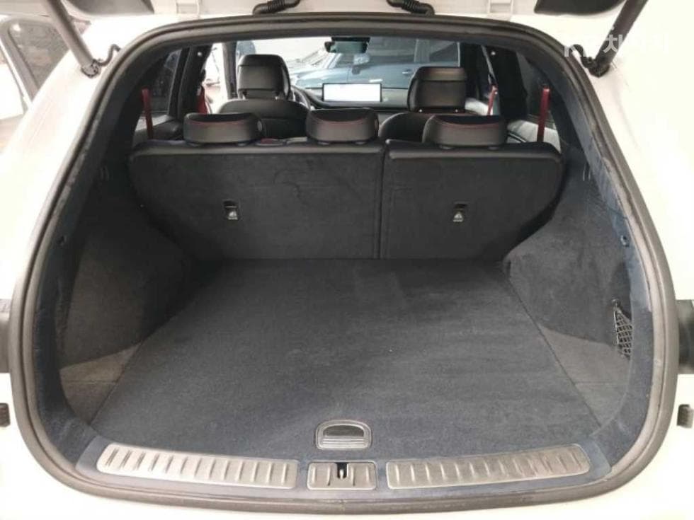 Genesis GV70Gasoline 2.5T AWD - 18