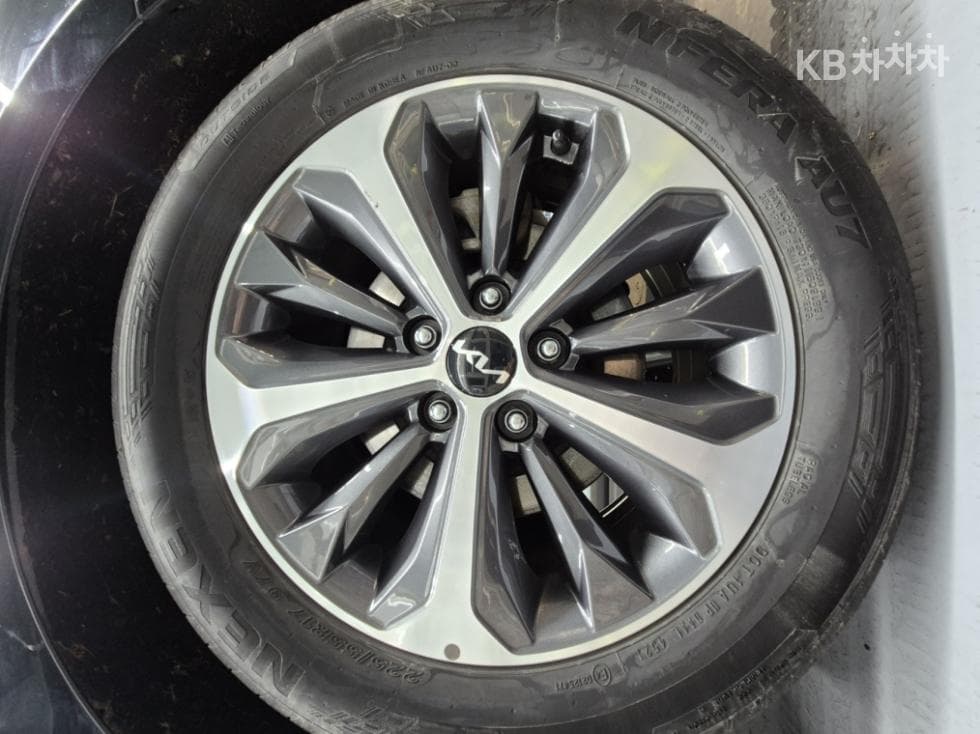 Kia K8 Hybrid1.6 Turbo Noblesse - 24