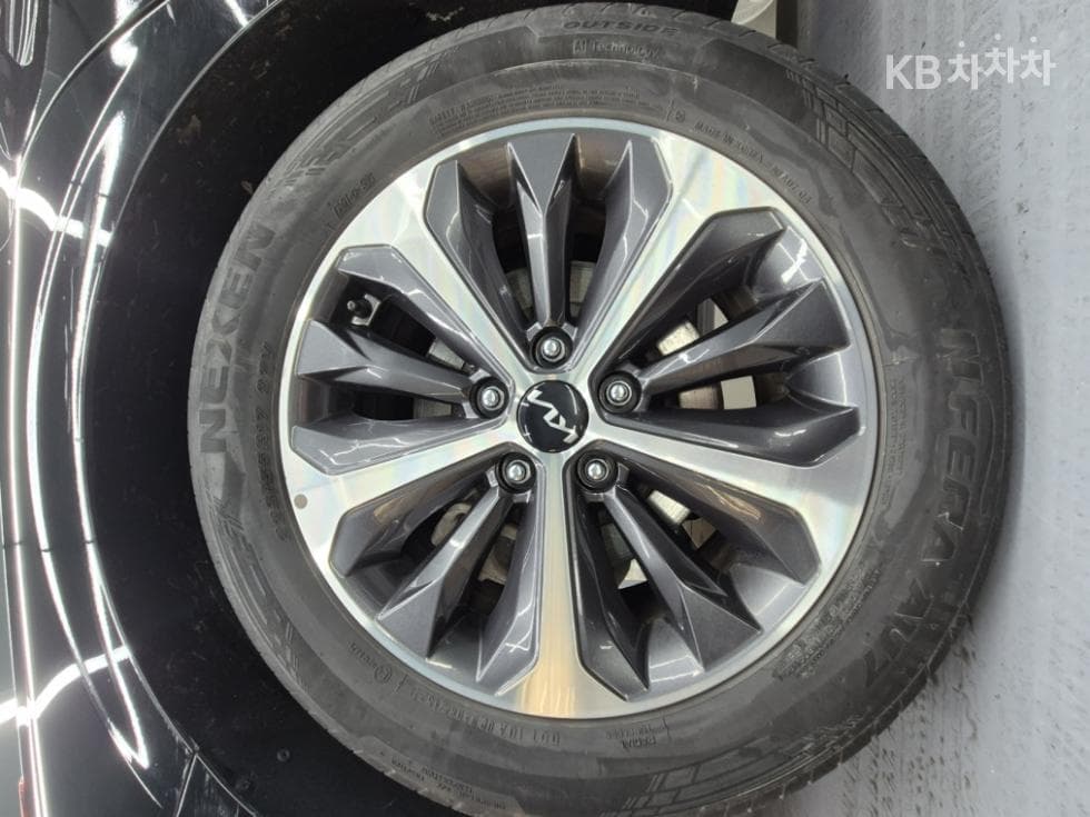 Kia K8 Hybrid1.6 Turbo Noblesse - 26