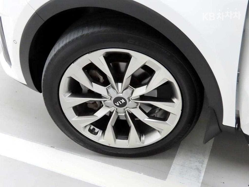 Kia Sorento 4th generation2.2 Diesel 4WD Signature - 19