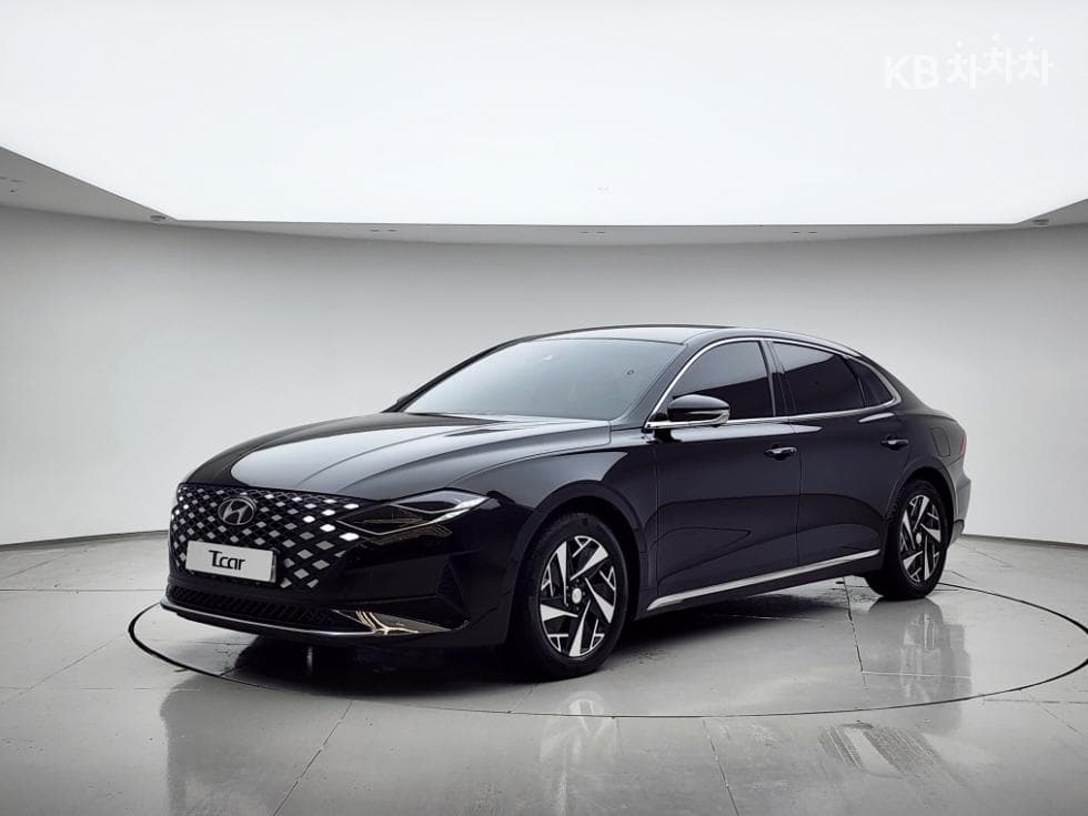 Hyundai The New (facelift) Grandeur (Azera) Hybrid 2.4 Exclusive - Image 1