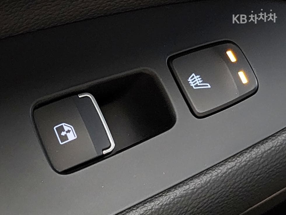 Hyundai The New (facelift) Grandeur (Azera) Hybrid2.4 Exclusive - 25