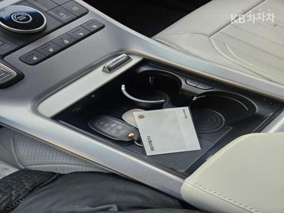 Hyundai The New (facelift) Palisade3.8 Gasoline 2WD Calligraphy - 13