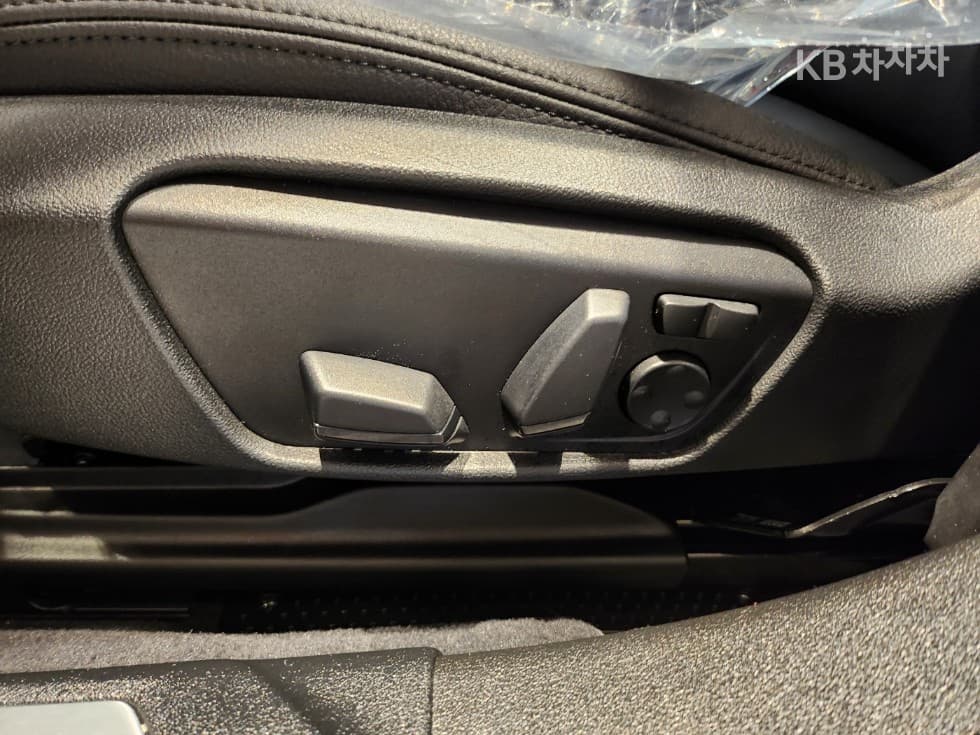 BMW 2시리즈 그란Coupe(F44)220i Sport - 17