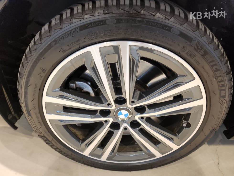 BMW 2시리즈 그란Coupe(F44)220i Sport - 22