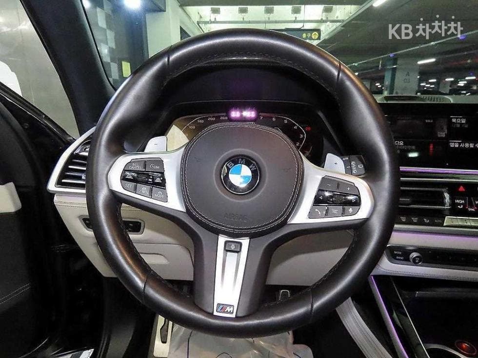 BMW X7(G07)M50i Standard - 8