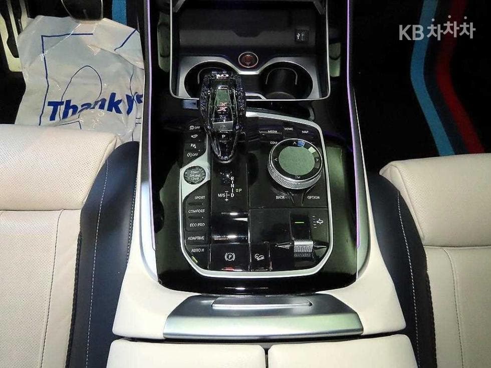 BMW X7(G07)M50i Standard - 12