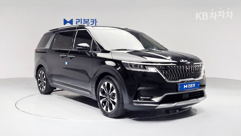 Киа Канивал 4-то поколениеG3.5 GDI 9-местен Signature - 3