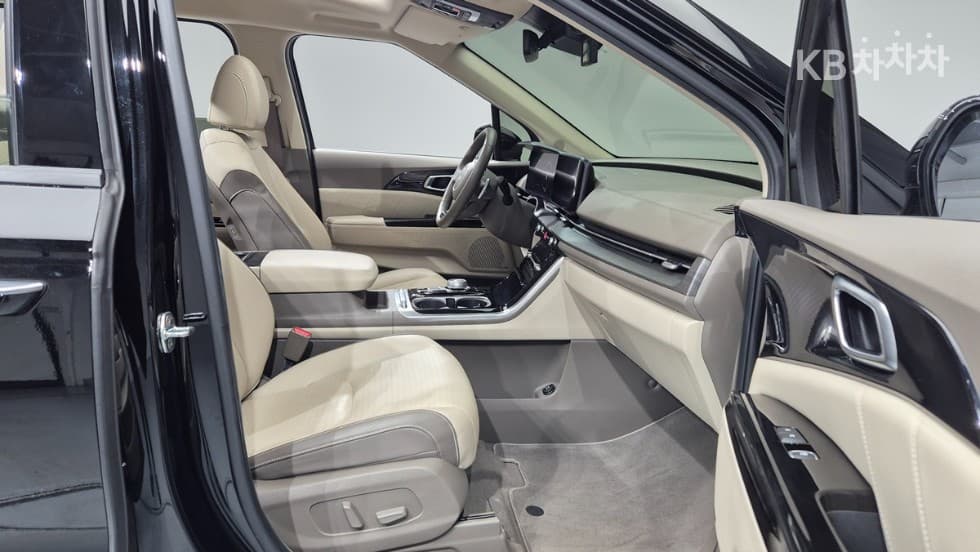 Киа Канивал 4-то поколениеG3.5 GDI 9-местен Signature - 10