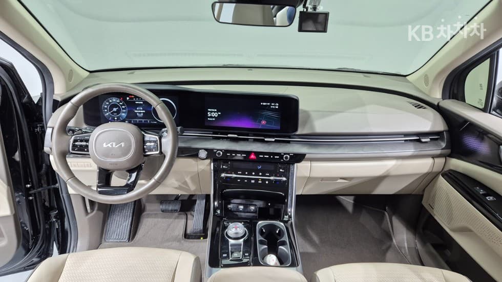 Киа Канивал 4-то поколениеG3.5 GDI 9-местен Signature - 11