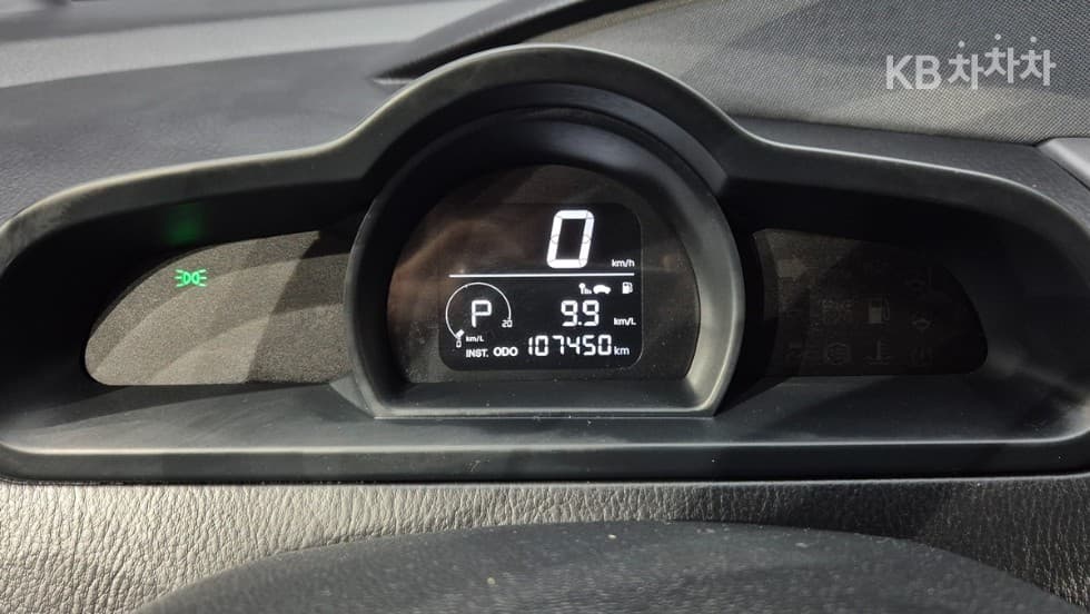 КейДжи Мобилити 코란도 투리스모11-местен 2WD KX - 13