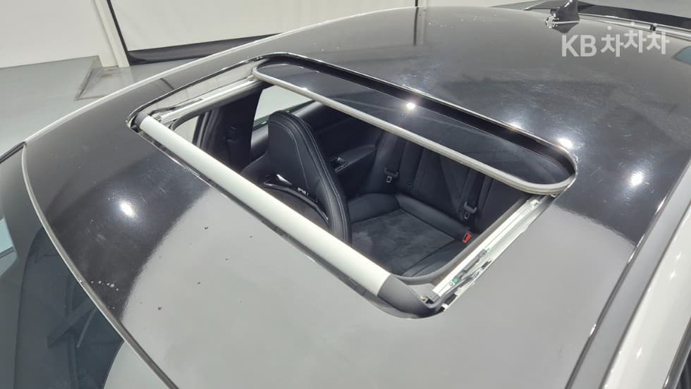 Хюндай The New (фейслифт) Avante (Elantra) N (CN7)2.0 T Стандартен - 19