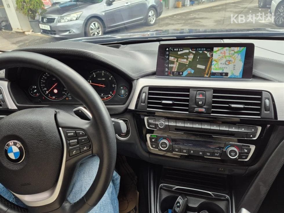 BMW 4시리즈 (F32)420d 그란Купе F36 Лукс 라Местен - 15