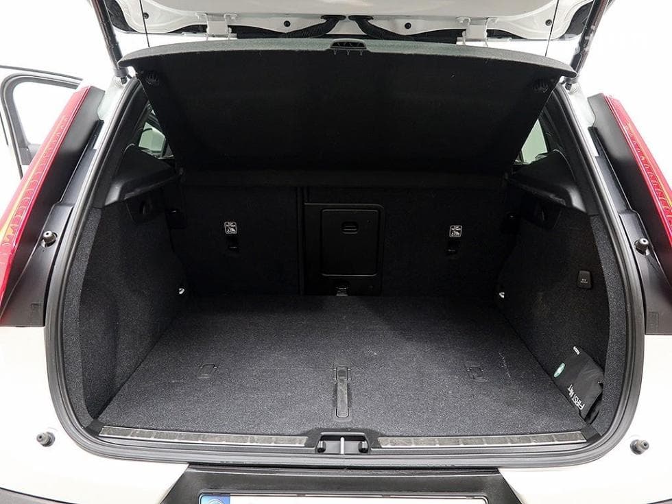 Volvo XC40B4 AWD Inscription - 16