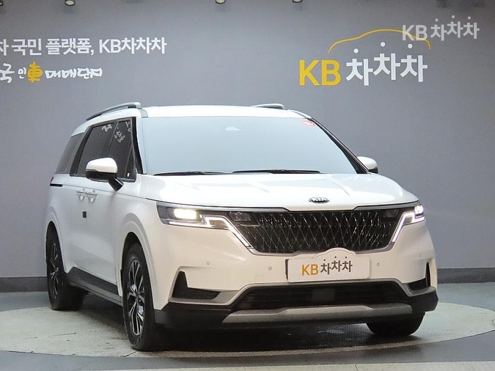 Kia Carnival 4th generationD2.2 9-seater Prestige - 3