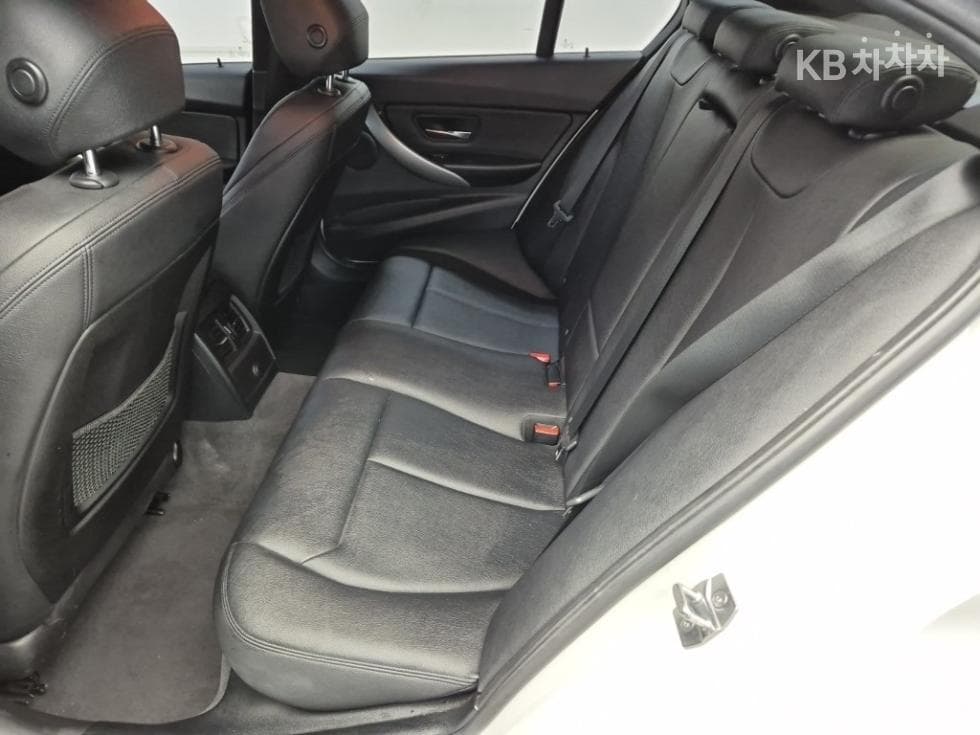 BMW New3 Series320d M퍼포먼스에디션 - 12