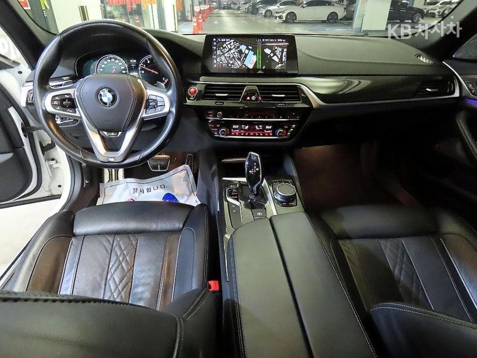 BMW 올New5 Series (G30)530i M Sport Plus - 10