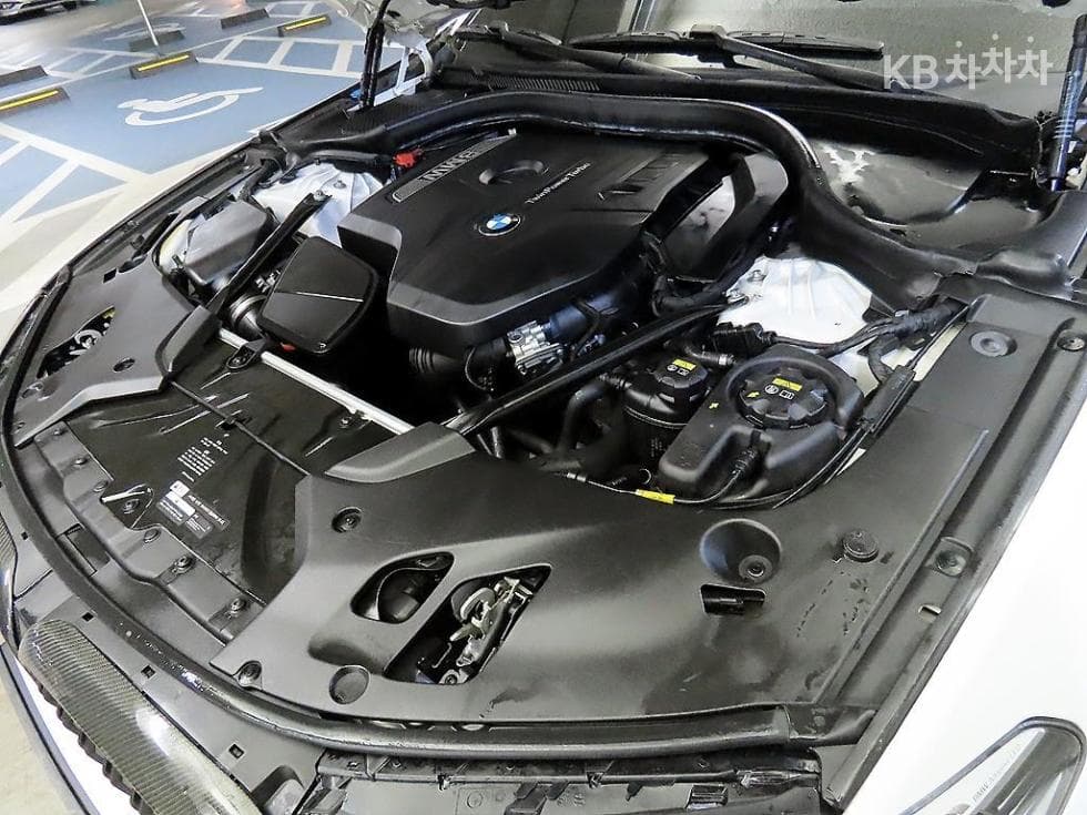 BMW 올New5 Series (G30)530i M Sport Plus - 19