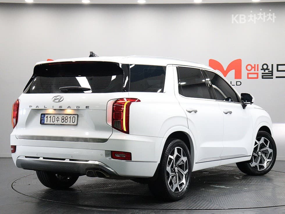 Хюндай Palisade3.8 Бензин 7-местен (Лимузин) Calligraphy - 3