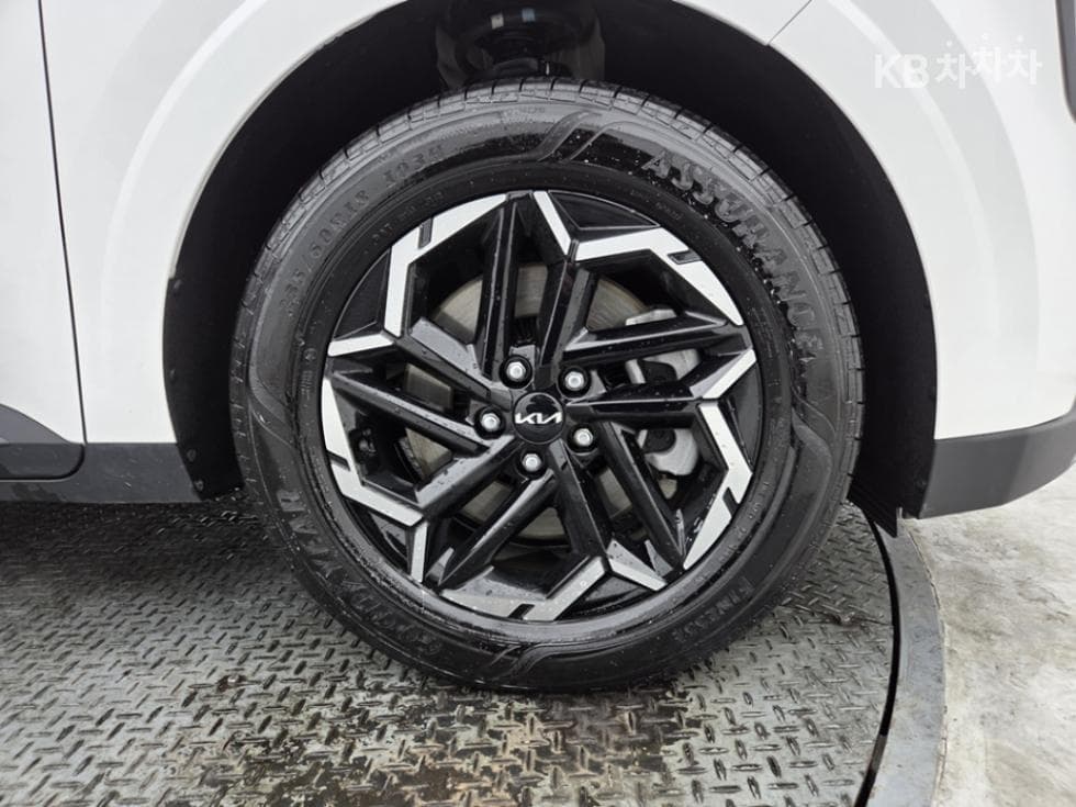 Киа The New (фейслифт) Канивал 4-то поколениеD2.2 9-местен Престиж - 7