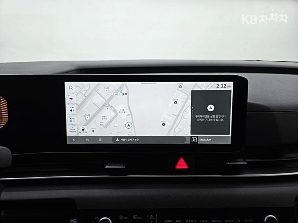 Киа The New (фейслифт) Канивал 4-то поколениеD2.2 9-местен Престиж - 18