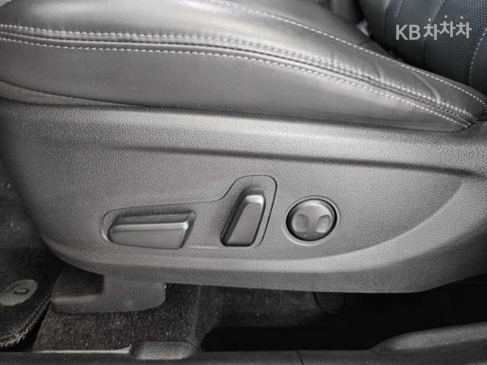 Хюндай The New (фейслифт) Санта Фе TMБензин 2.5T 4x4 Престиж - 21