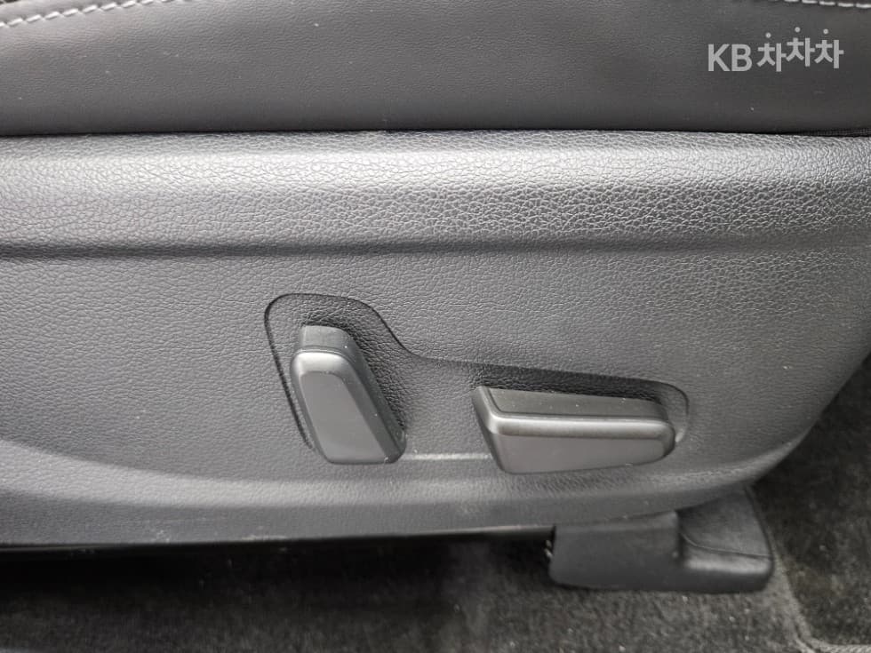 Хюндай The New (фейслифт) Санта Фе TMБензин 2.5T 4x4 Престиж - 22