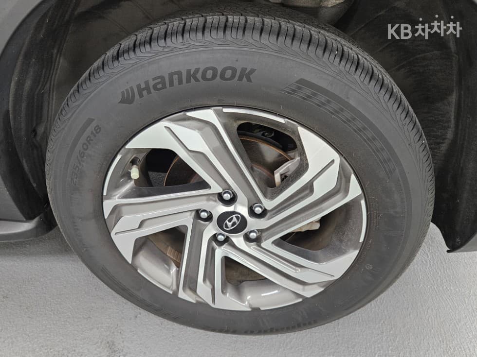 Хюндай The New (фейслифт) Санта Фе TMБензин 2.5T 4x4 Престиж - 30