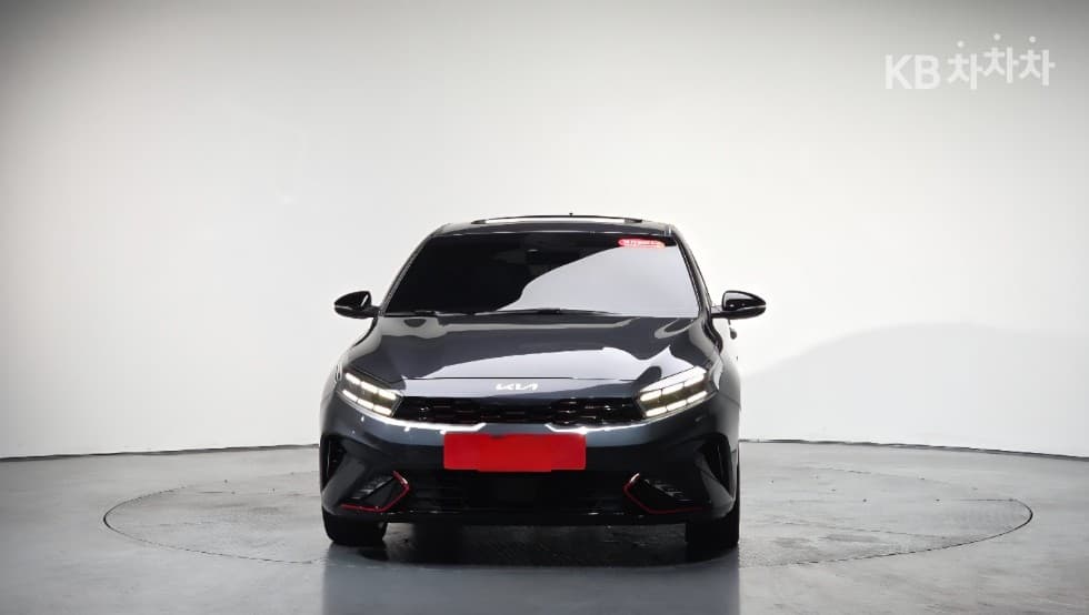 Киа The New (фейслифт) K3 GT(BD)1.6 Турбо Бензин Директ Инжекция 5-врати Signature - 3