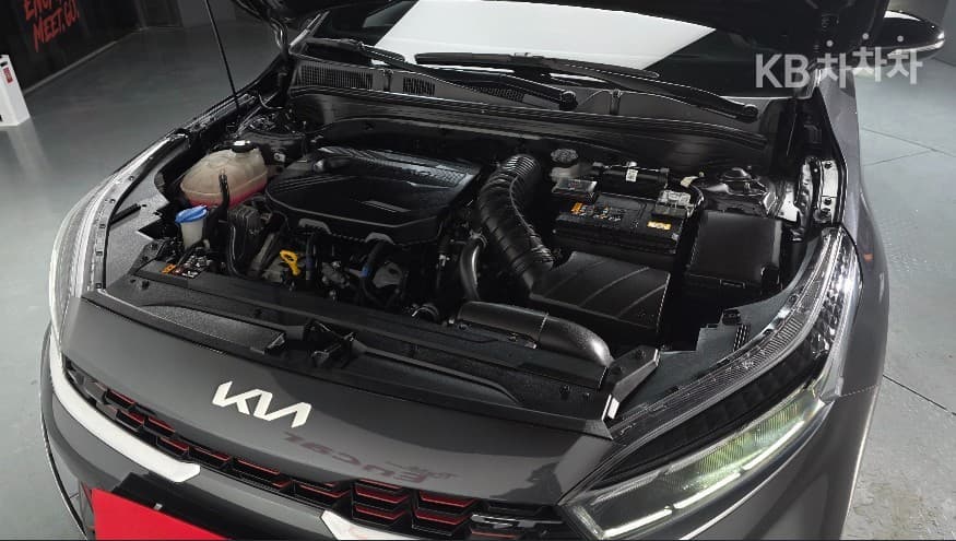 Киа The New (фейслифт) K3 GT(BD)1.6 Турбо Бензин Директ Инжекция 5-врати Signature - 6