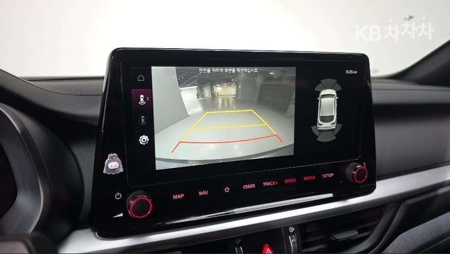 Киа The New (фейслифт) K3 GT(BD)1.6 Турбо Бензин Директ Инжекция 5-врати Signature - 15