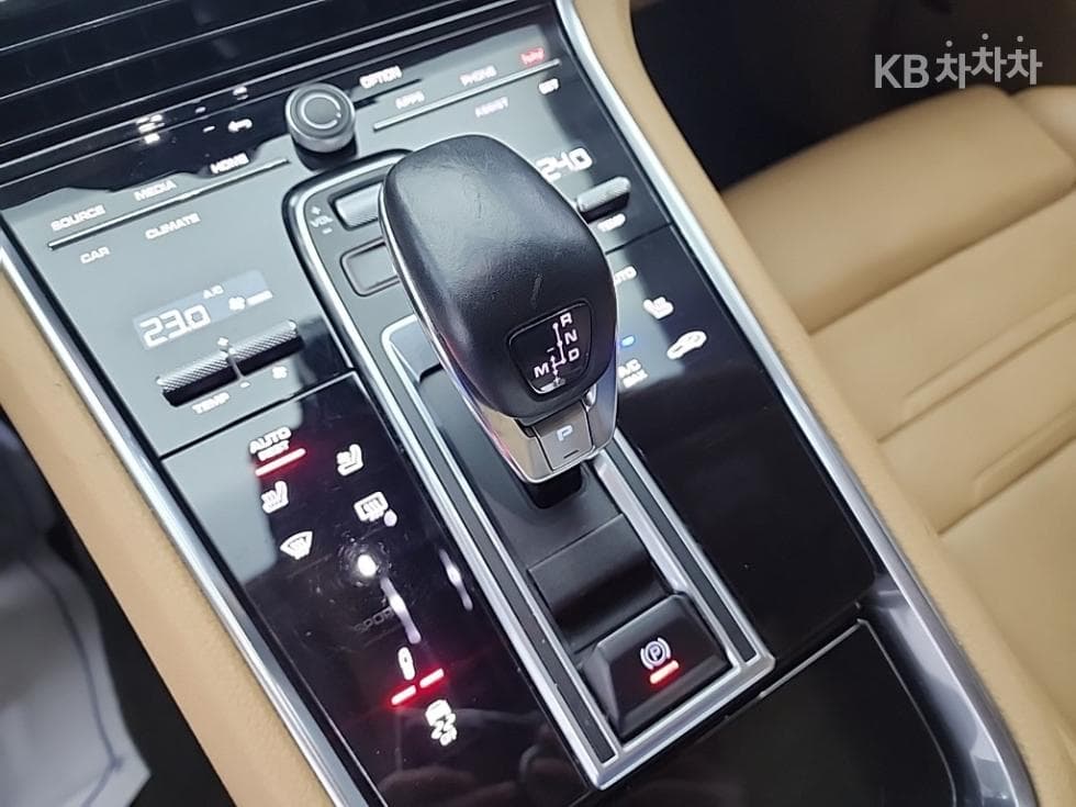 Porsche 파나메라 (971)2.9 4 Executive - 8