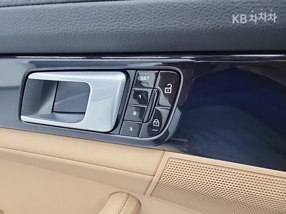 Porsche 파나메라 (971)2.9 4 Executive - 14