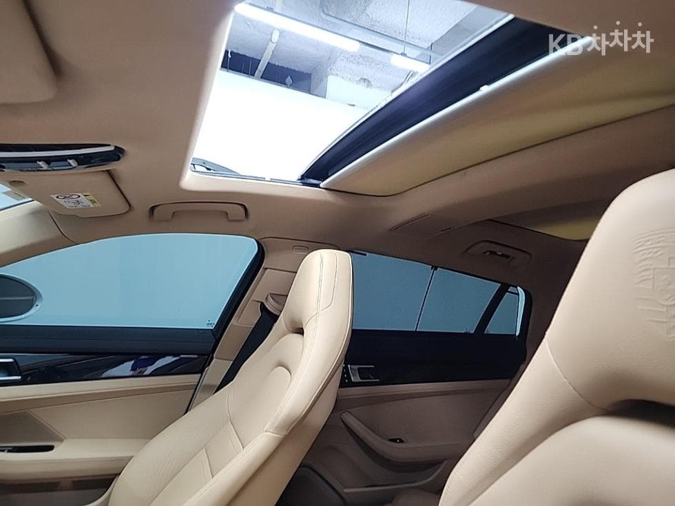 Porsche 파나메라 (971)2.9 4 Executive - 15