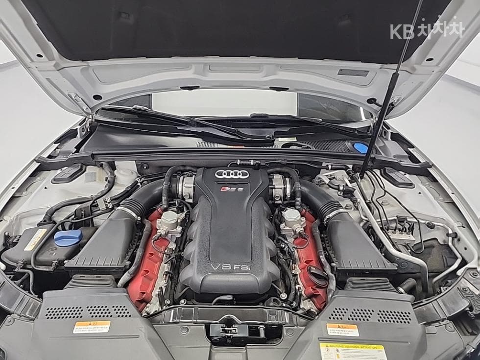 Ауди RS54.2 FSI 콰트로 - 5
