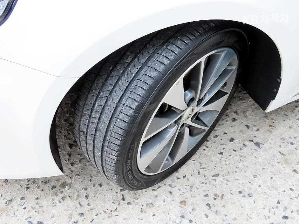 Киа K5 Второ поколение2.0 Бензин SX Noblesse - 20