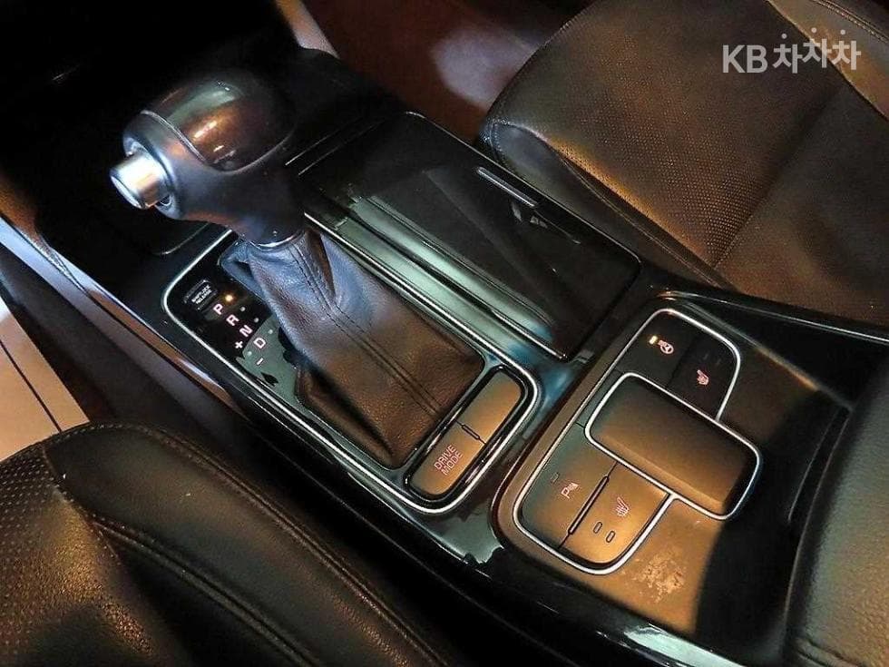 Kia The New (facelift) K7LPI 3.0 Luxury 영업용 - 12
