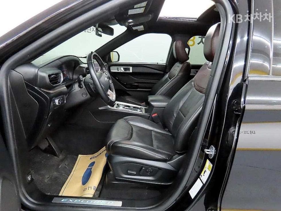 Форд Експлорер(6세대)Бензин Турбо 3.0 AWD Platinum - 5