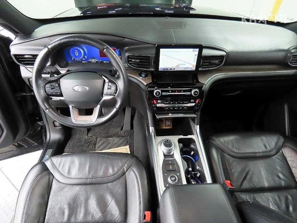 Форд Експлорер(6세대)Бензин Турбо 3.0 AWD Platinum - 7