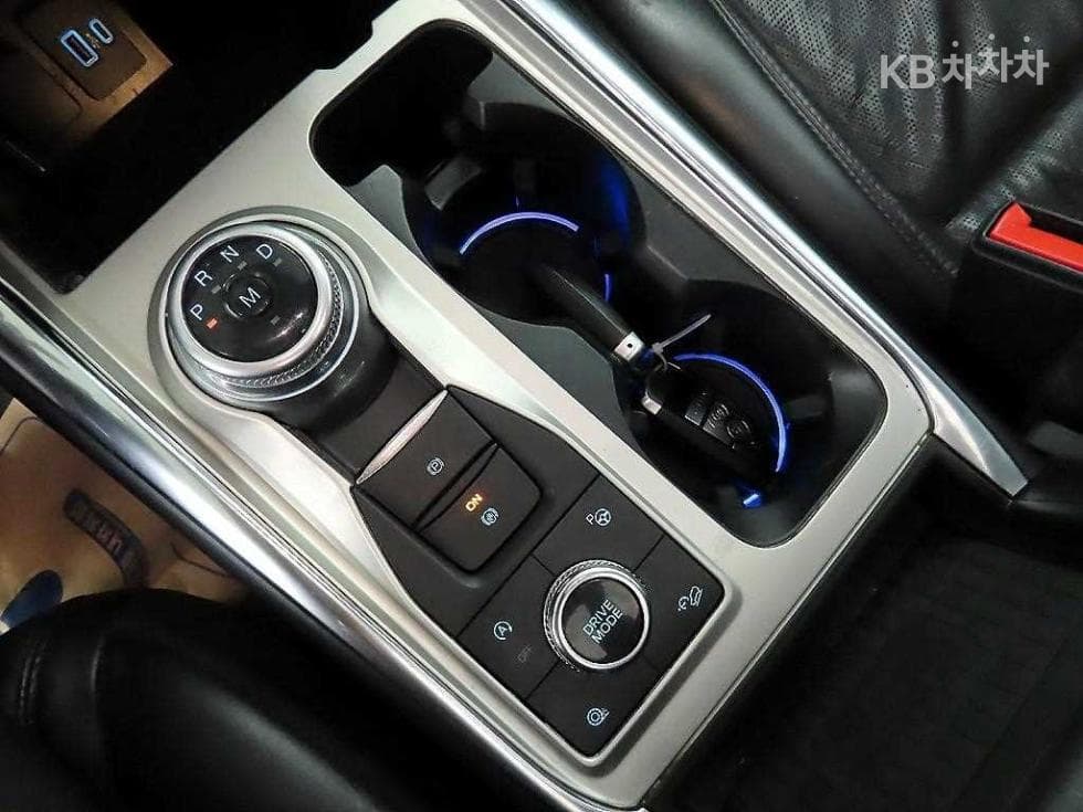 Форд Експлорер(6세대)Бензин Турбо 3.0 AWD Platinum - 10