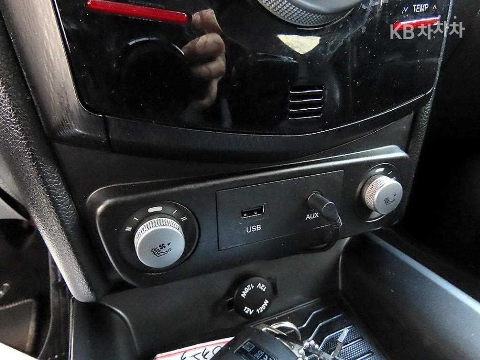 KG Mobility Tivoli Air2WD IX - 14