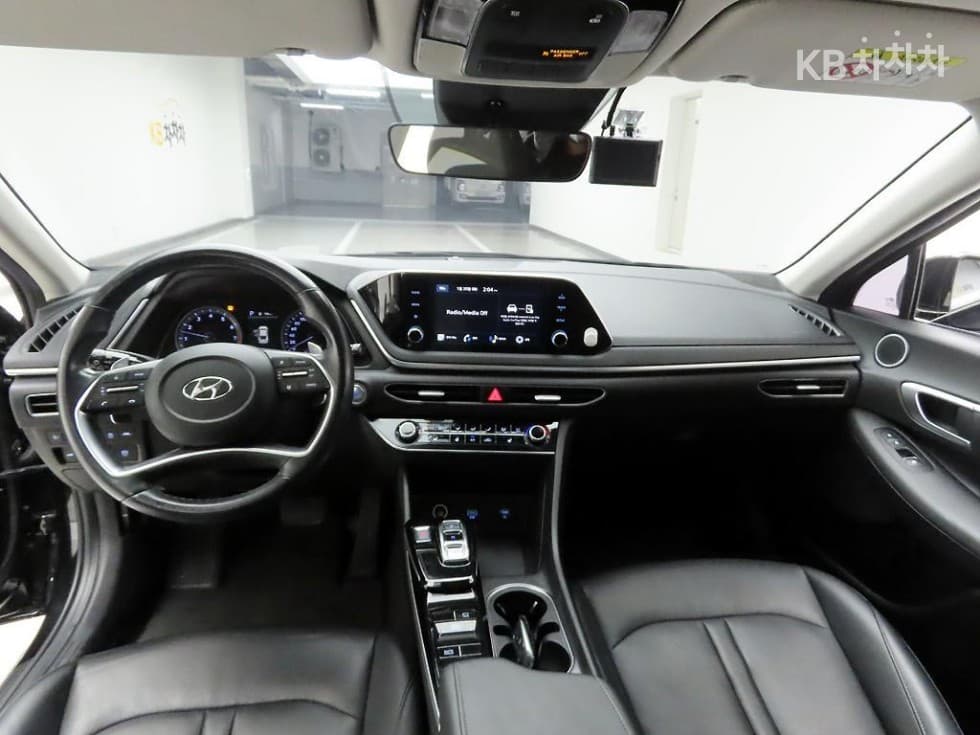 Хюндай Соната (DN8)2.0 Sensuous Modern - 7