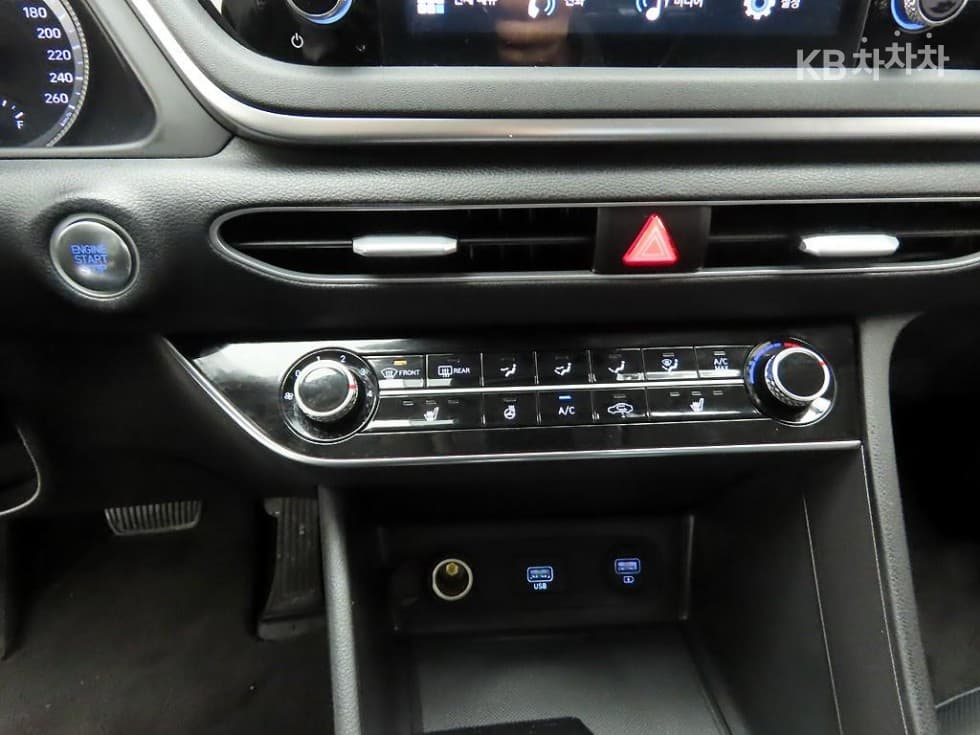 Хюндай Соната (DN8)2.0 Sensuous Modern - 10