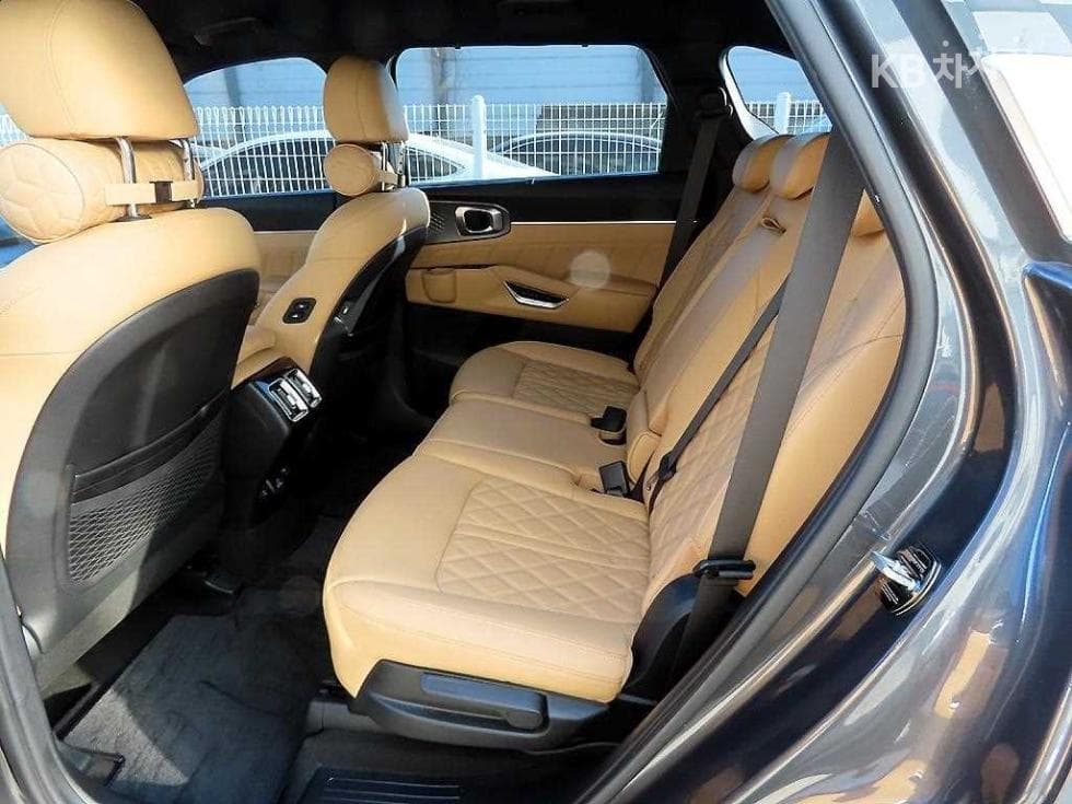 Киа Sorento 4-то поколение2.2 Дизел 2WD Signature - 6