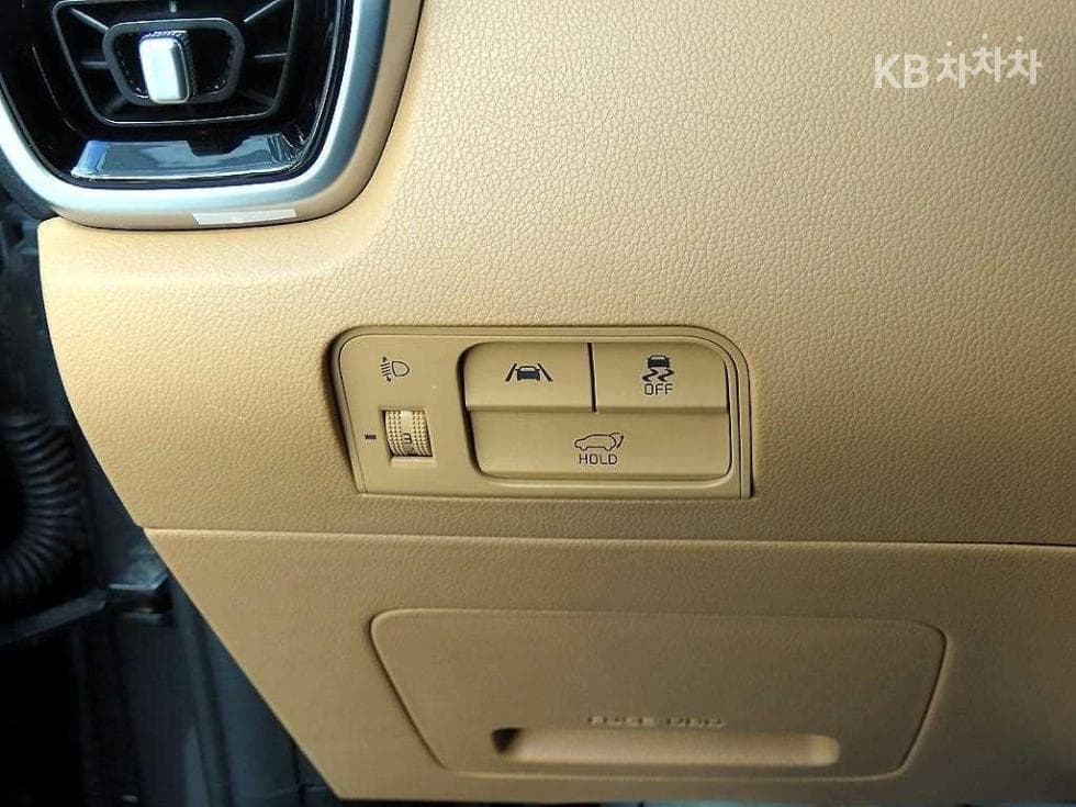 Киа Sorento 4-то поколение2.2 Дизел 2WD Signature - 12