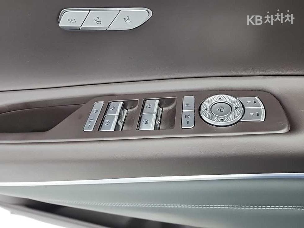 Дженезис GV802.5 Турбо Бензин AWD - 18