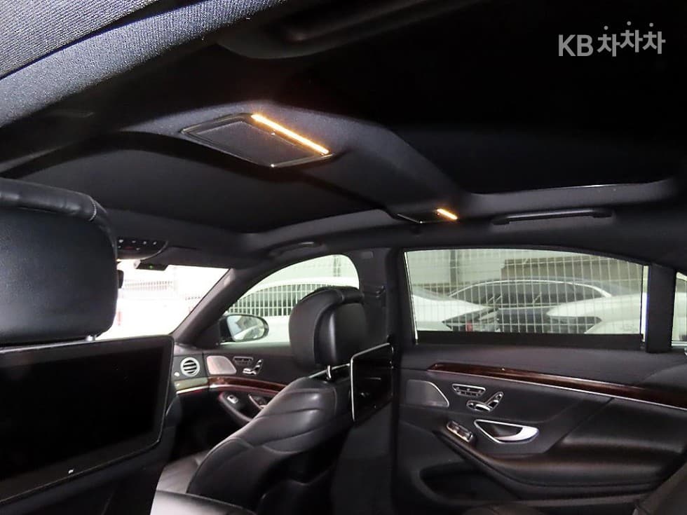 Mercedes-Benz Нов S-КласS560L 4MATIC - 15